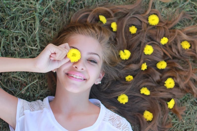 Fleurs dans les cheveux-1.jpeg